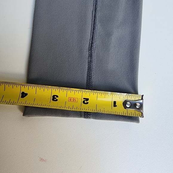 Aeropostale Pants Womens Gray Leggings Pants Exercise Workout Nylon Sz S - Picture 2 of 11